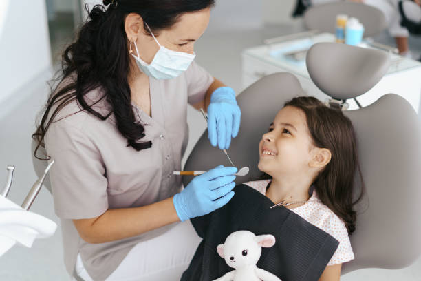 Best Pediatric Emergency Dentist in Golden Gate, FL